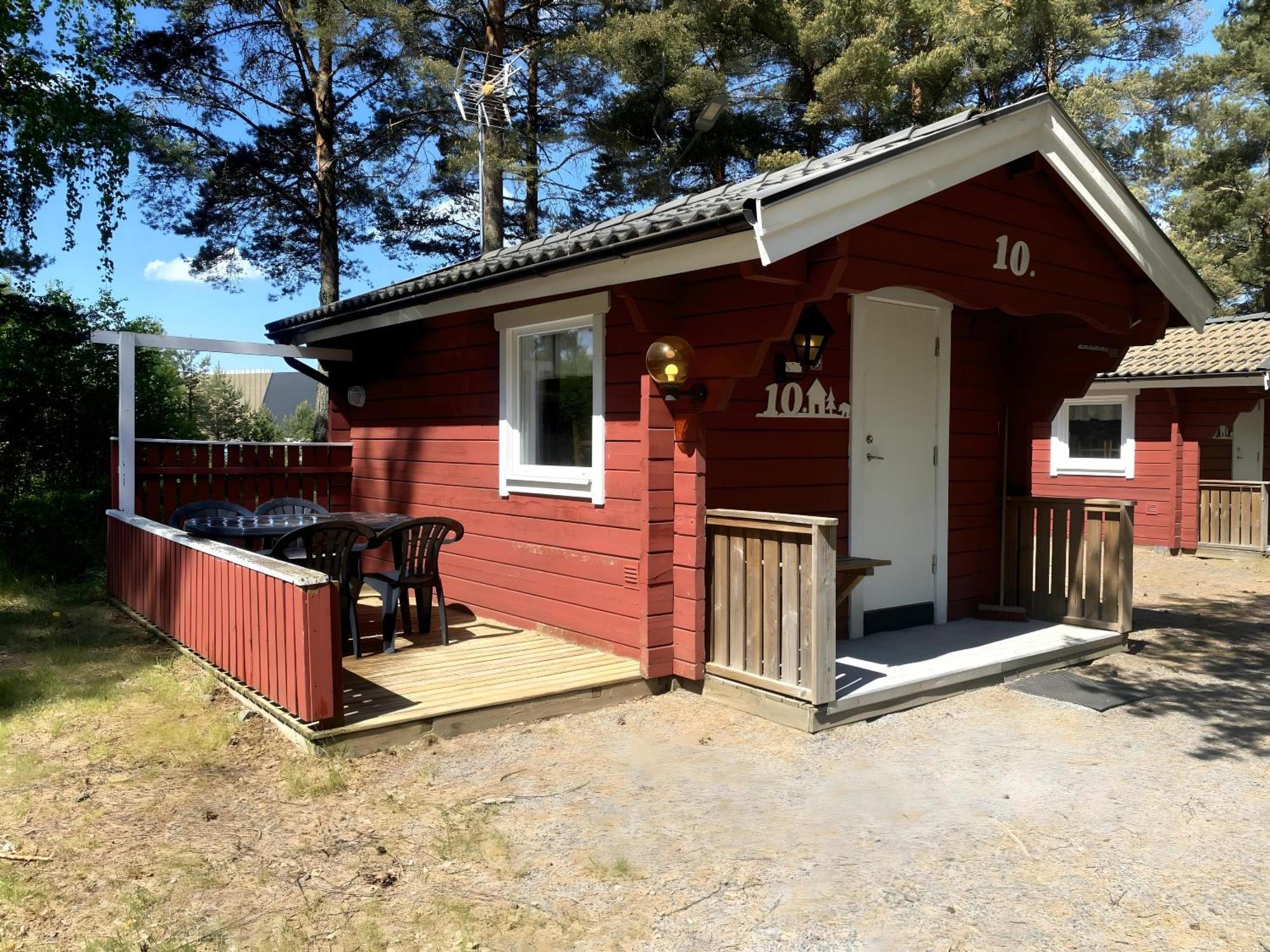 Hyltena Stugby Jonkoping Exterior photo